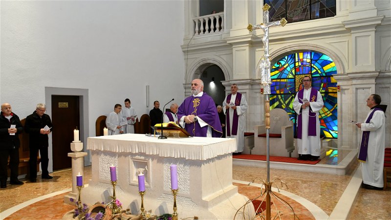 268265435 1539354516427655 1916380586311005012 n-opt